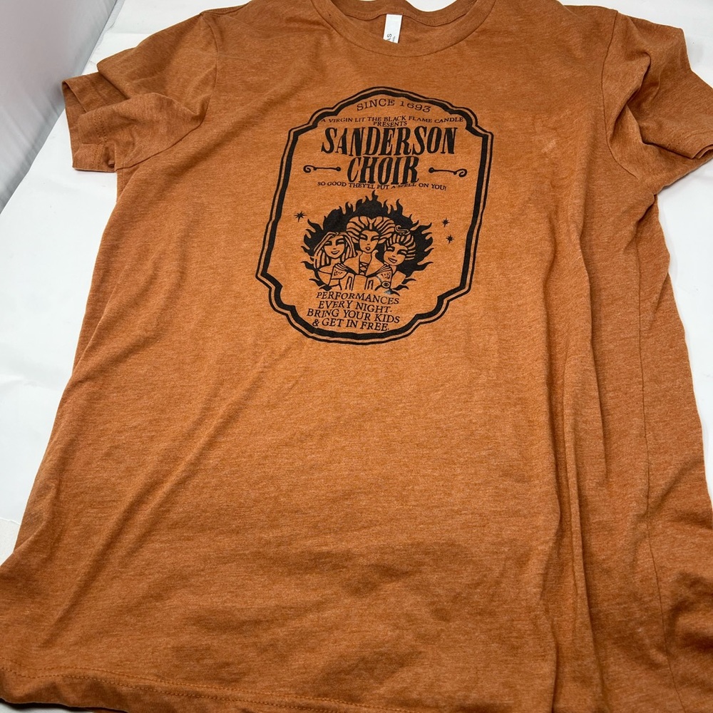 Hocus pocus Sanderson tee shirt